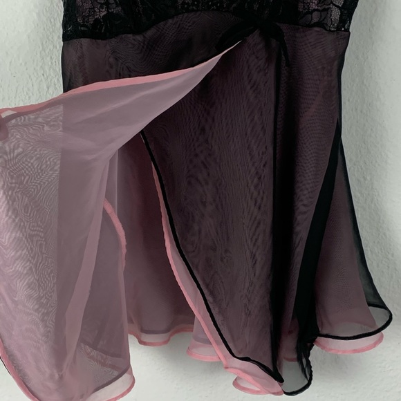 VINTAGE Fantasies chiffon Lace Slip pink black Sz S women’s sexy lingerie Y2K - Picture 13 of 15